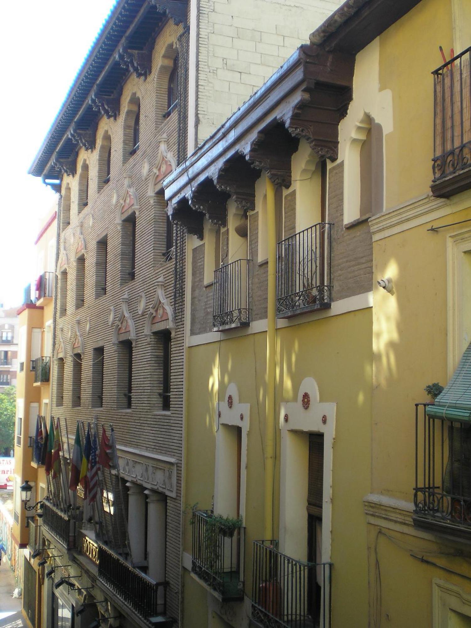 Apartamentos Turisticos Reyes Catolicos Saragossa Exterior foto