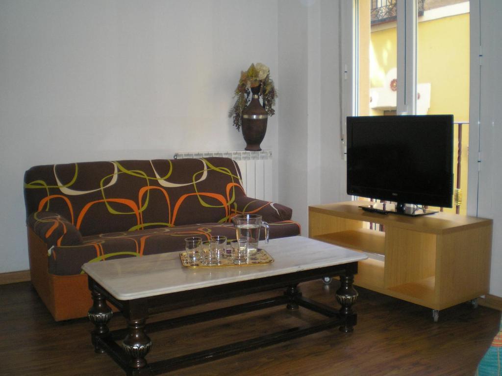 Apartamentos Turisticos Reyes Catolicos Saragossa Exterior foto
